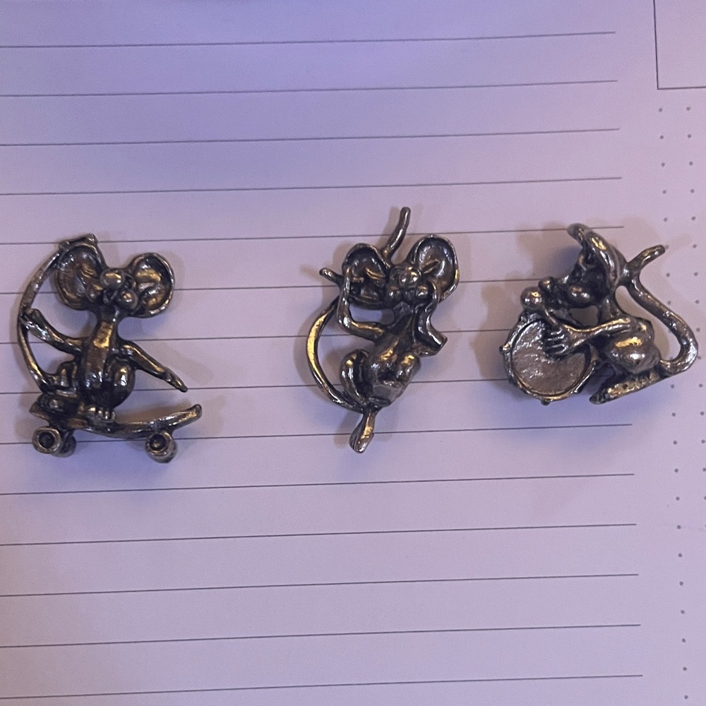 Silver Mouse Figurines Set